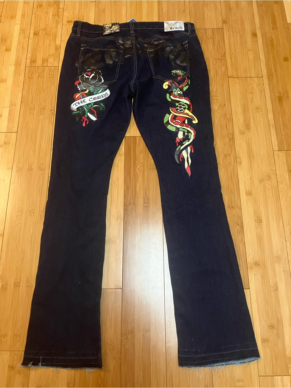Ed Hardy Men’s dark wash bootcut jeans NWT